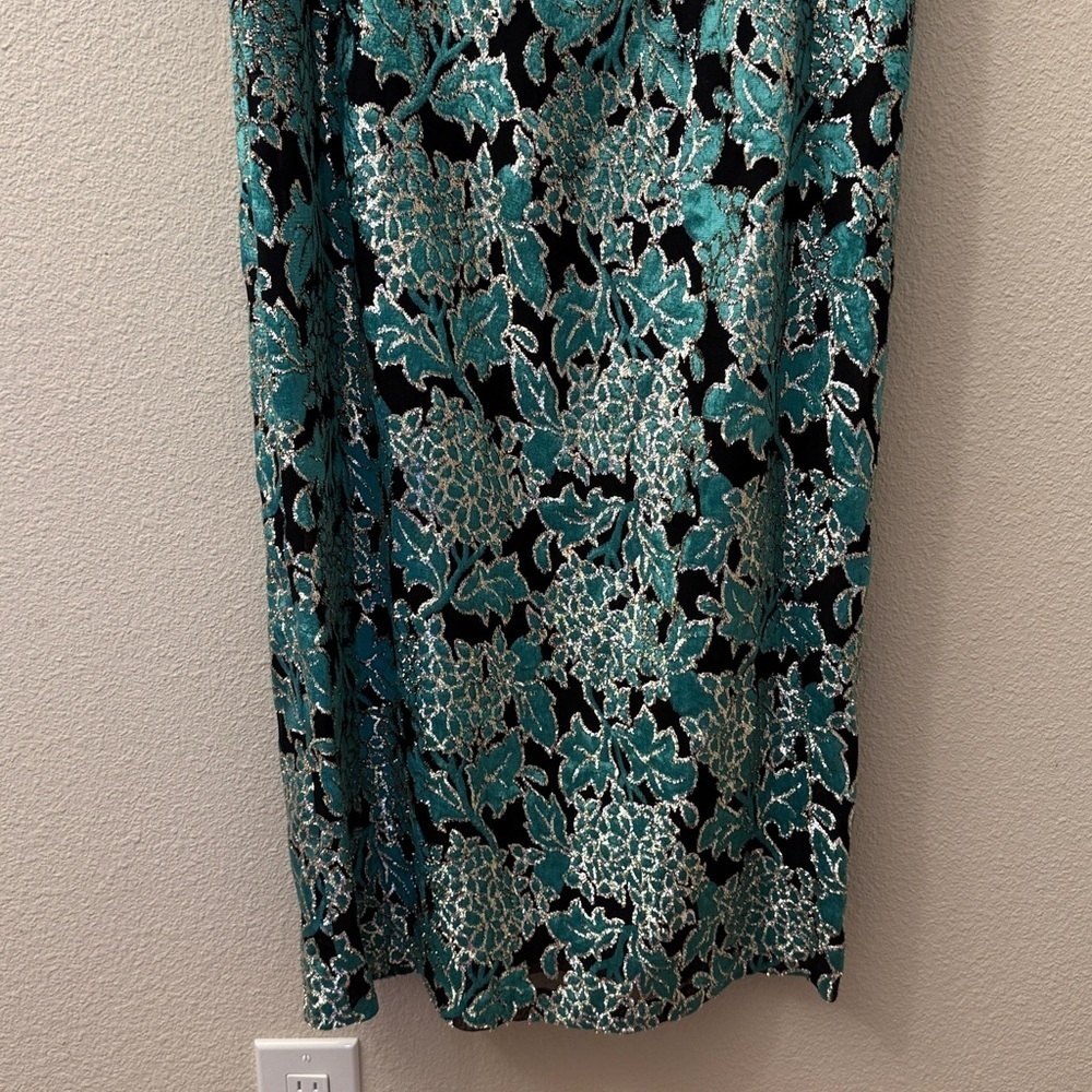 Neiman Marcus green and Black Floral burnout, Long Sleeve metallic Dress - Picture 6 of 10